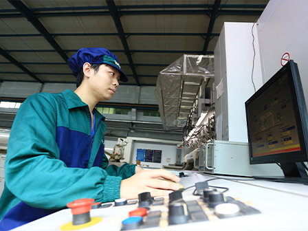 精細(xì)管理提質(zhì)增效，全員共創(chuàng)共享共贏 ——砥礪奮進(jìn)的威孚